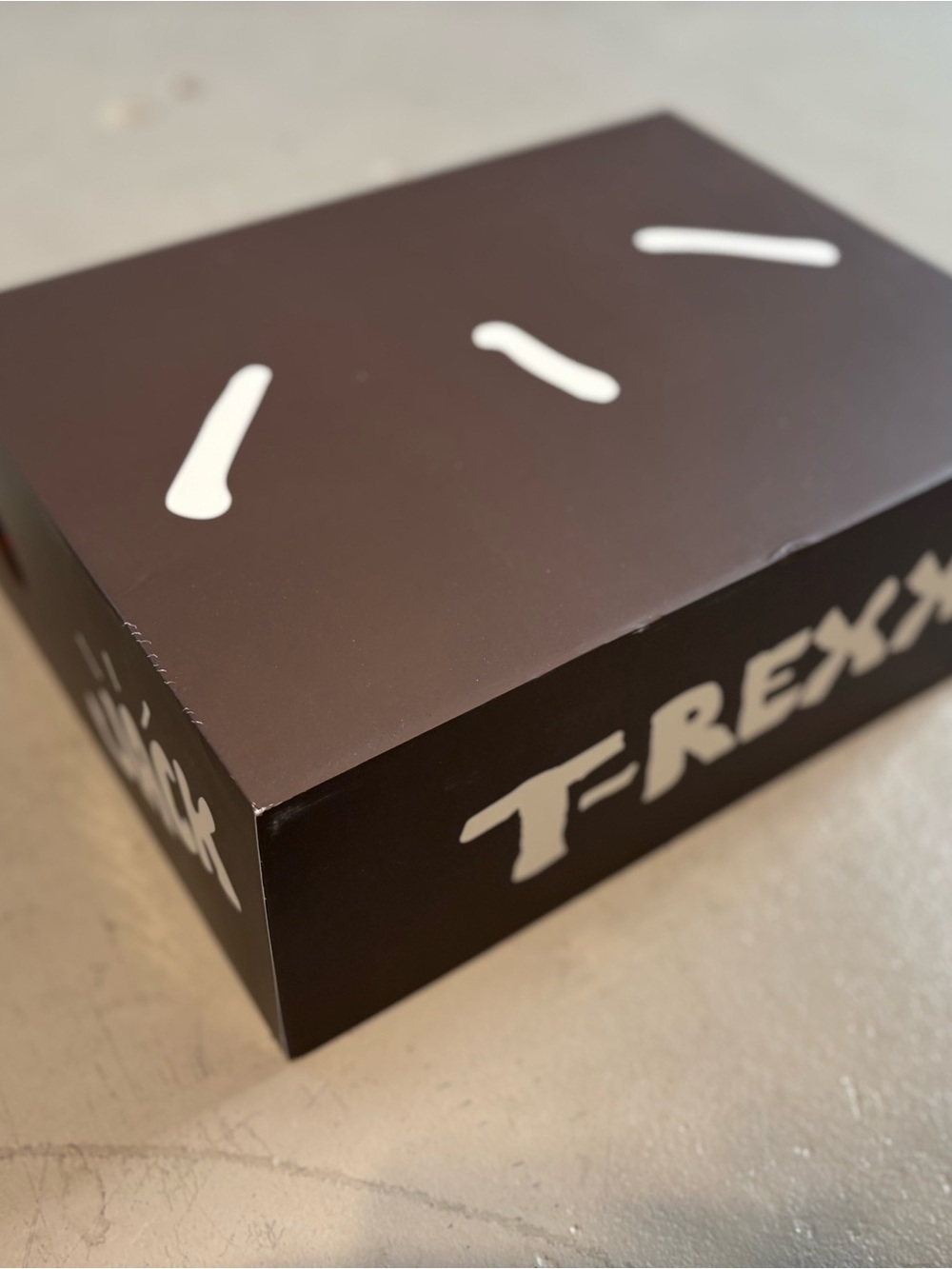 Jordan CJ1 T-Rexx 'Green Spark' by Travis Scott - Picture 3 of 4